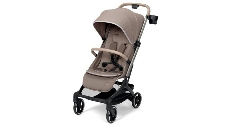compact and convenient stroller