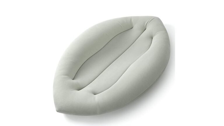 comfortable newborn lounging solution