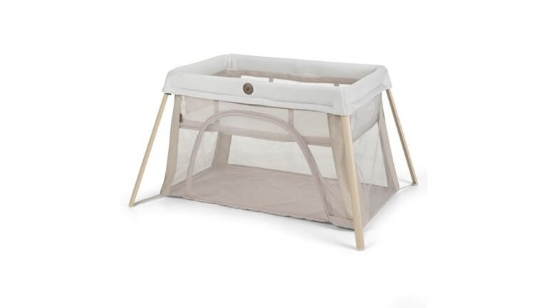 versatile and convenient travel playard